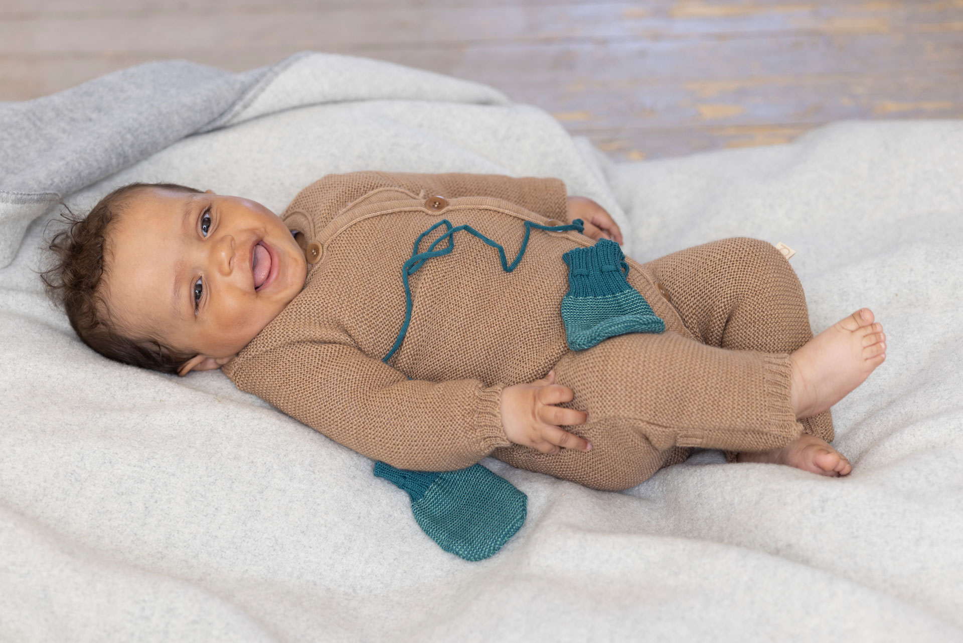 Gigoteuse bébé en tricot de laine mérinos bio - Disana